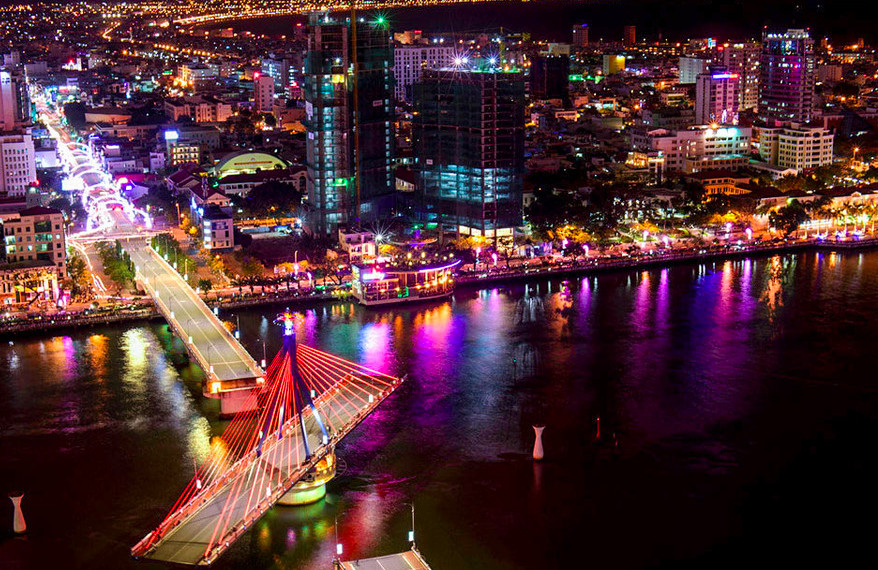 cau-song-han-da-nang-quay-ve-dem
